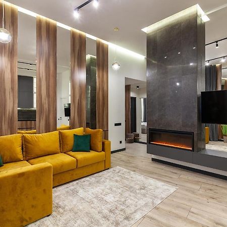 Royal Apartment On Leontovicha 7/2 Lviv Kültér fotó