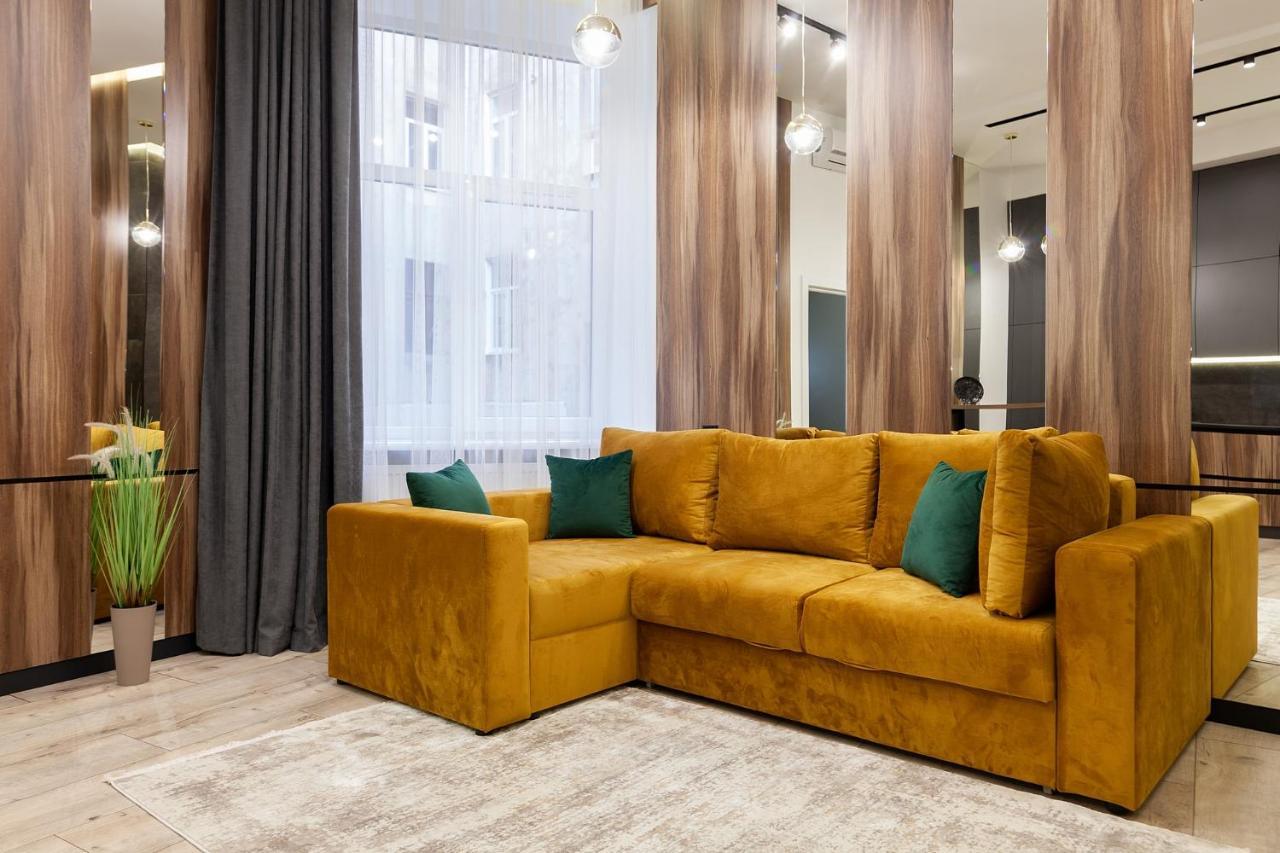 Royal Apartment On Leontovicha 7/2 Lviv Kültér fotó